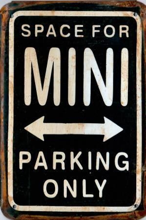 Bild 1 von Rusty Metall Blechschildkarte - SPACE FOR MINI PARKING ONLY - SCHWARZ-11X16CM