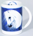 Designertasse - PFERDE - IBERER - BLAUER HINTERGRUND